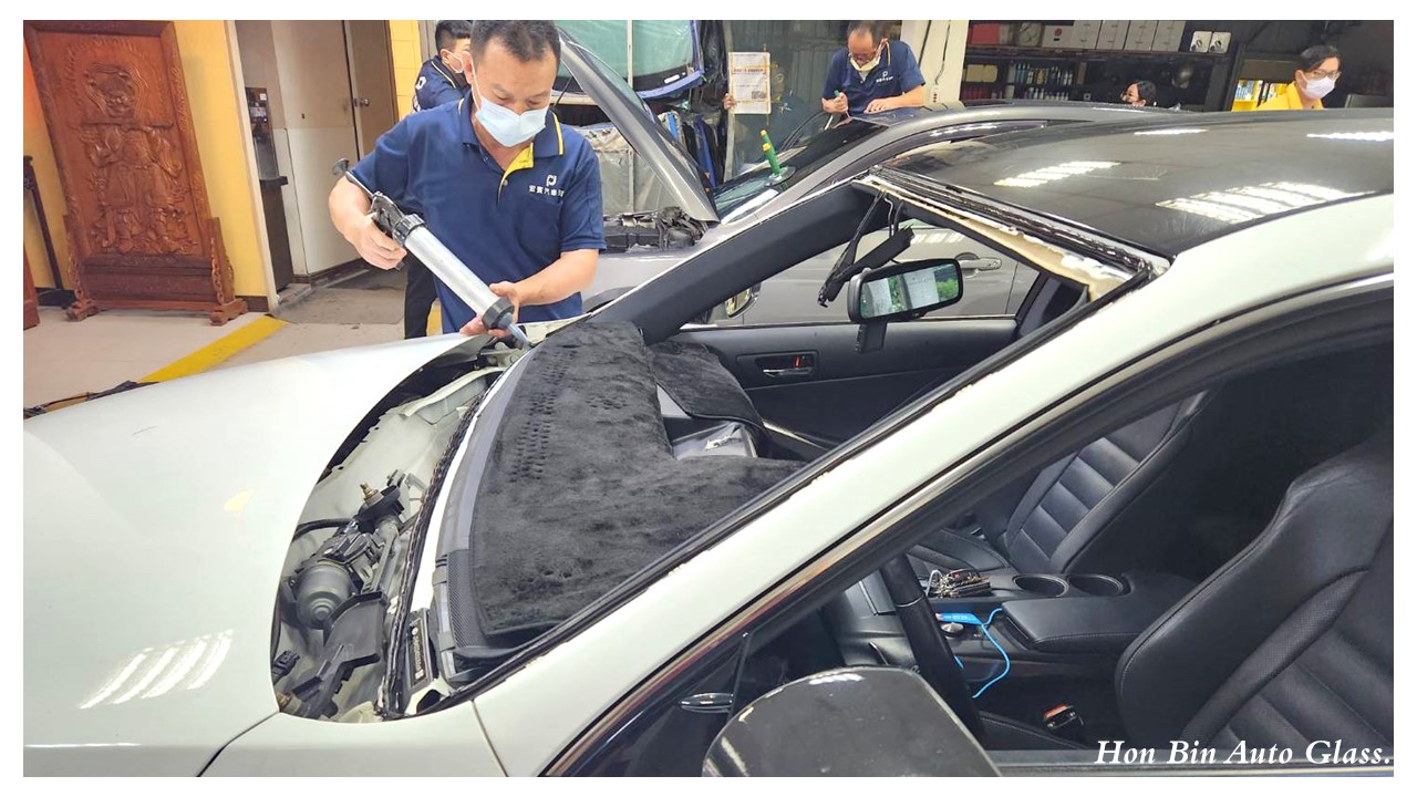 LEXUS |IS 200t| 202211 | 更換前擋風玻璃-2|台北隔熱紙,台北汽車玻璃,汽車隔熱紙