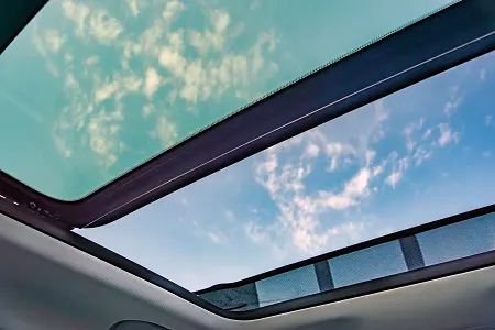 汽車玻璃、天窗漏水處理 台北隔熱紙,台北汽車玻璃,汽車隔熱紙